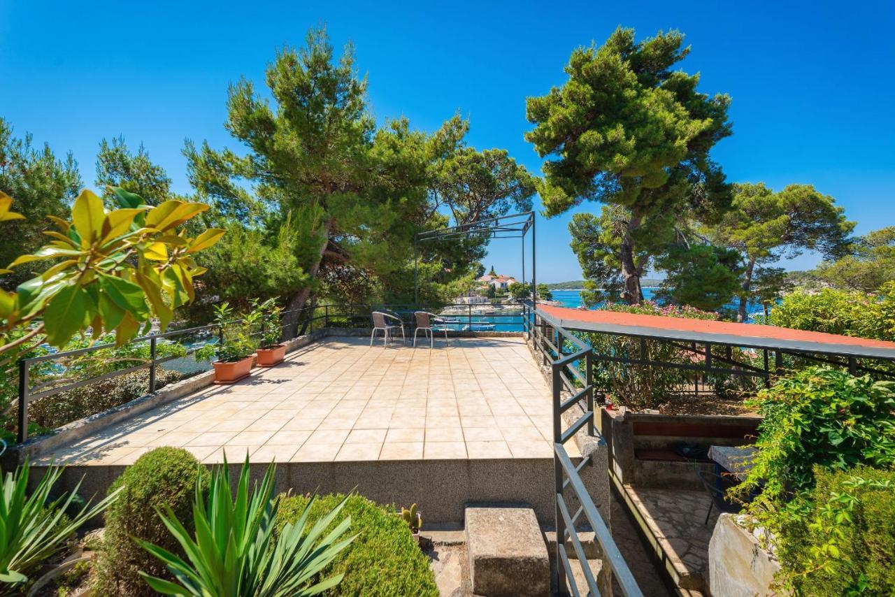 Sunny Days "Sara" - Zf Hvar ฮวาร์ ภายนอก รูปภาพ