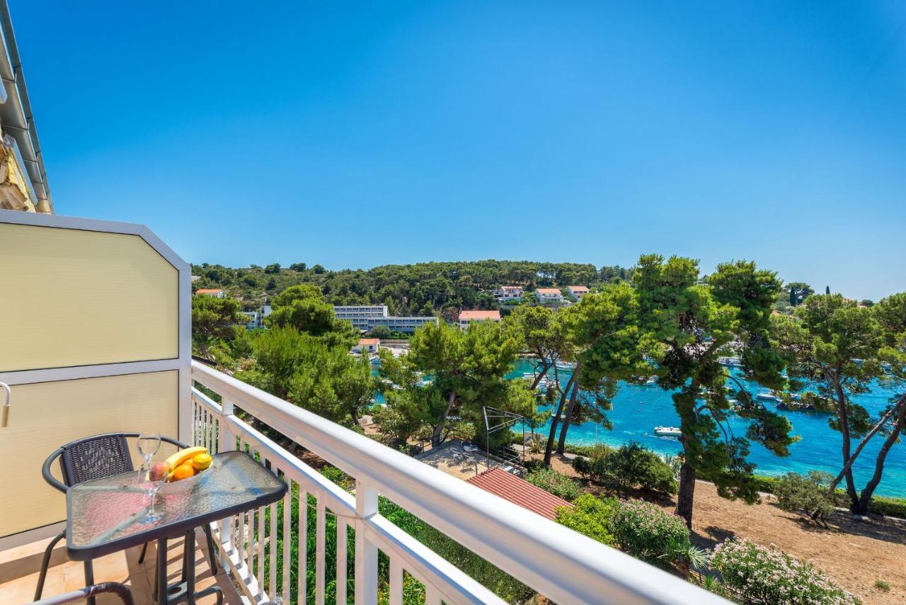 Sunny Days "Sara" - Zf Hvar ฮวาร์ ภายนอก รูปภาพ