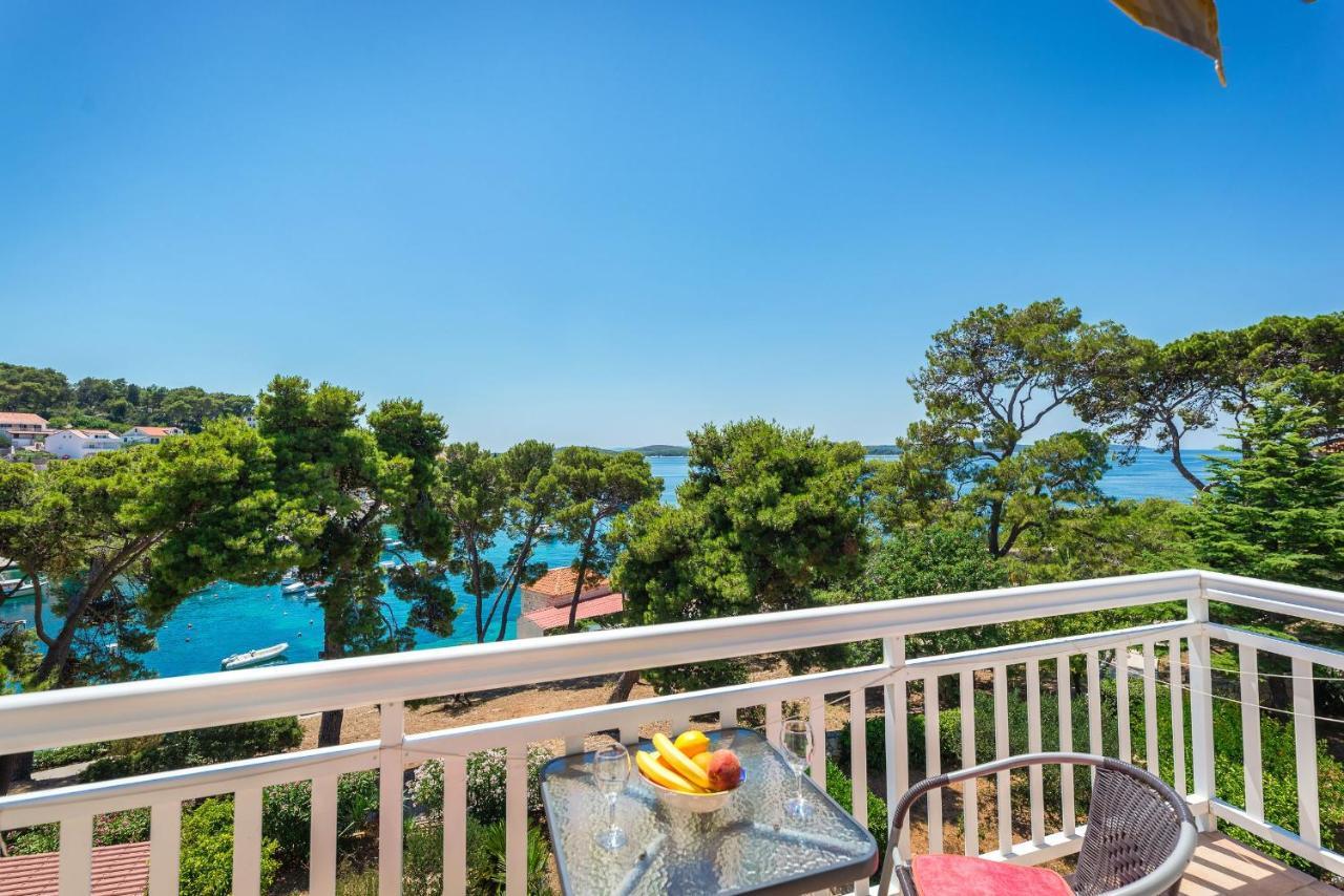 Sunny Days "Sara" - Zf Hvar ฮวาร์ ภายนอก รูปภาพ