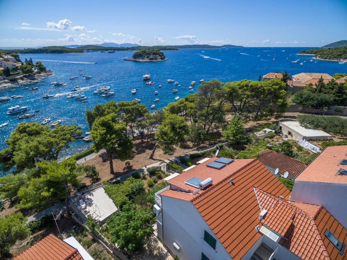 Sunny Days "Sara" - Zf Hvar ฮวาร์ ภายนอก รูปภาพ